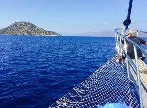 picture of boat on the ocean